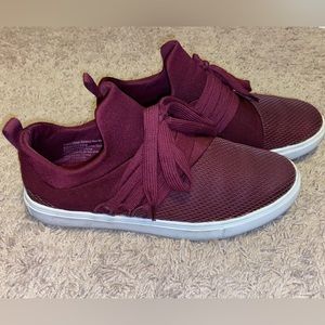 Brash Maroon Slide On Sneaker. Size 7.5